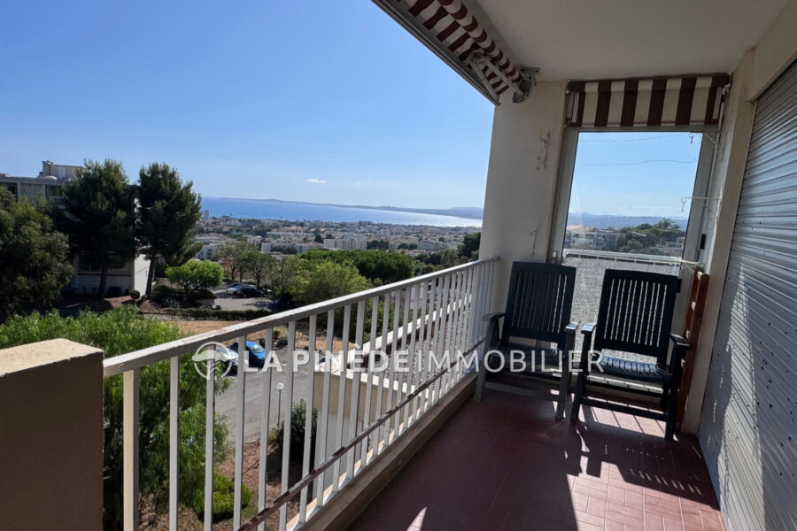 Appartement à vendre à Saint-Laurent-du-Var — Vue mer — photo 3