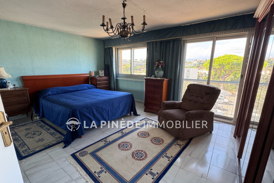 Appartement à vendre à Saint-Laurent-du-Var — Vue mer — photo 5