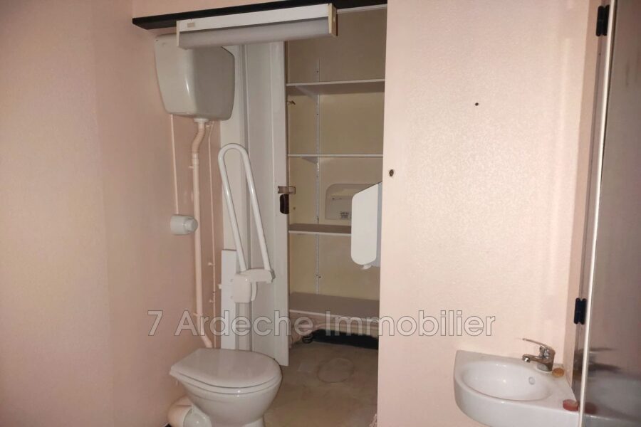 Appartement à vendre à Aubenas — Vue sur la ville — photo 8