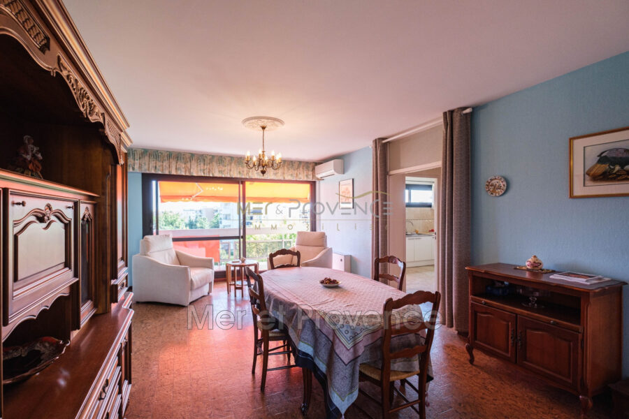 Appartement à vendre à Sainte-Maxime — Vue parc & jardin — photo 6