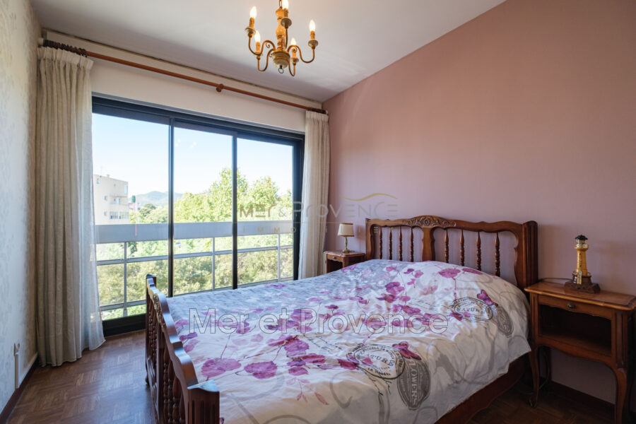 Appartement à vendre à Sainte-Maxime — Vue parc & jardin — photo 12