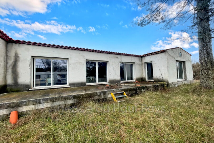 Maison à vendre à Saint-Cézaire-sur-Siagne — Vue parc & jardin — photo 3