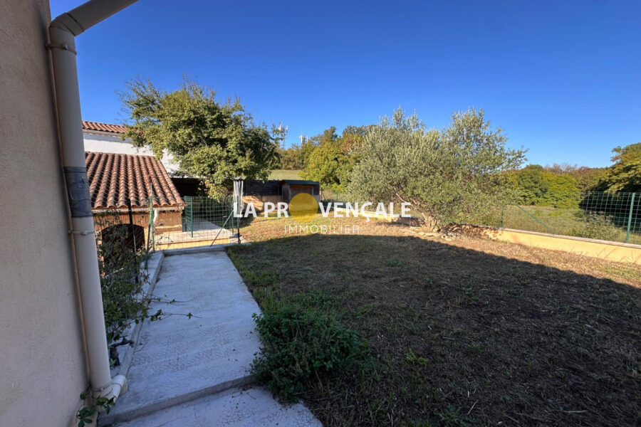 Maison à vendre à La Destrousse — Vue parc & jardin — photo 13