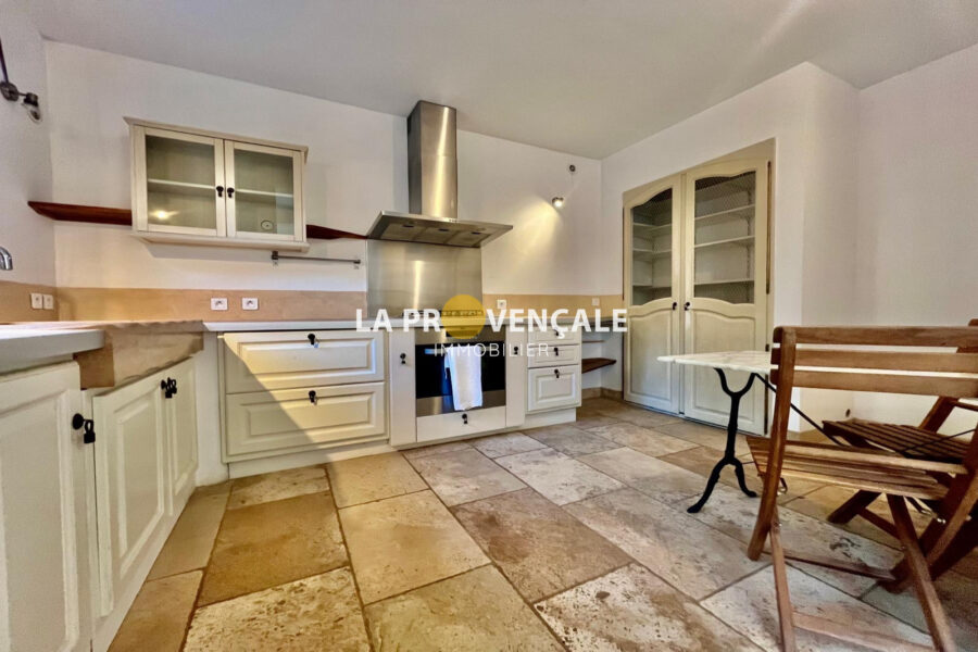 Maison à vendre à La Destrousse — Vue parc & jardin — photo 2