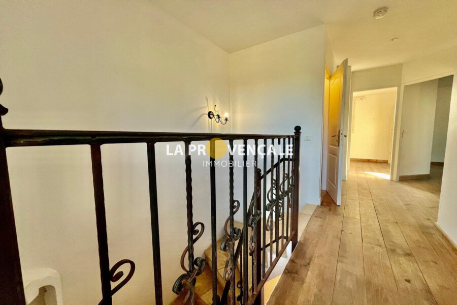 Maison à vendre à La Destrousse — Vue parc & jardin — photo 9