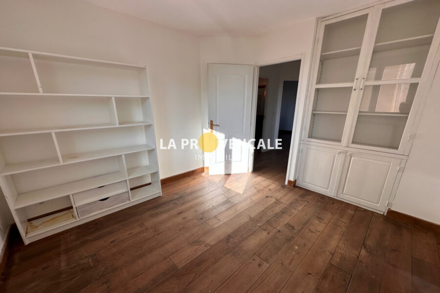 Maison à vendre à La Destrousse — Vue parc & jardin — photo 7