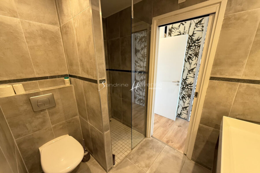 Appartement à vendre à Cogolin — Vue marina & port — photo 17