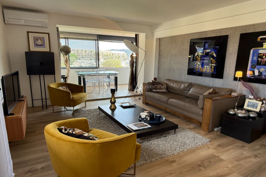 Appartement à vendre à Cogolin — Vue marina & port — photo 12