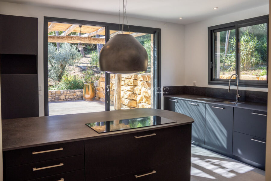 Maison à vendre à La Croix-Valmer — Vue nature — photo 10