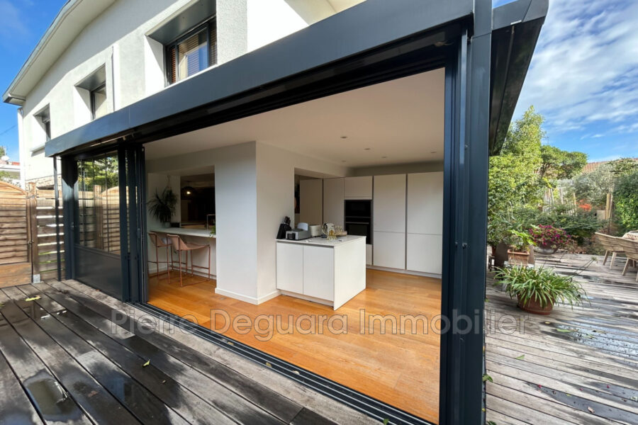 Maison à vendre à Montpellier — Vue parc & jardin — photo 11