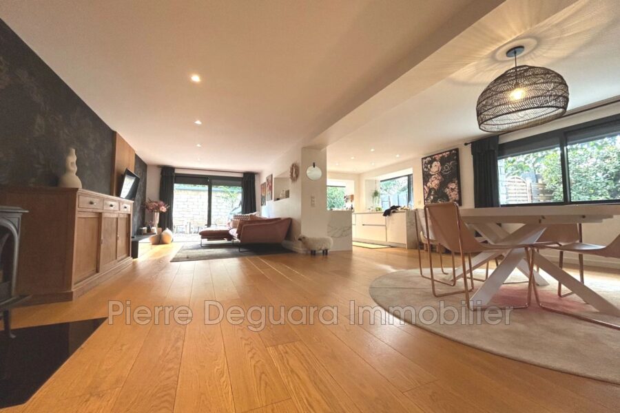 Maison à vendre à Montpellier — Vue parc & jardin — photo 4