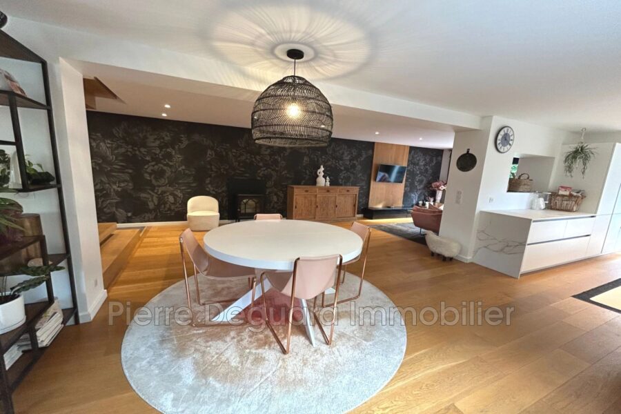 Maison à vendre à Montpellier — Vue parc & jardin — photo 5