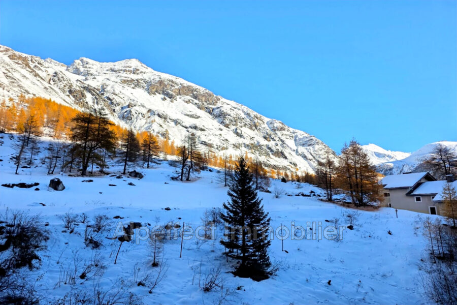 Appartement à vendre à Val-d&rsquo;Isère — Vue montagne — photo 1