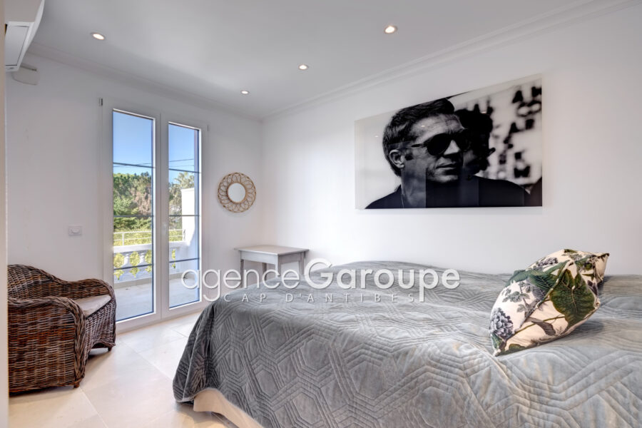 Maison à vendre à Cap-d&rsquo;Antibes — Vue mer — photo 9