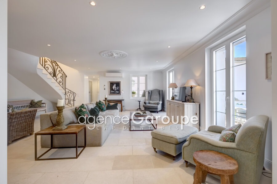 Maison à vendre à Cap-d&rsquo;Antibes — Vue mer — photo 5