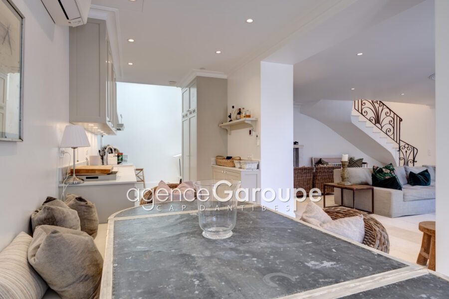 Maison à vendre à Cap-d&rsquo;Antibes — Vue mer — photo 6