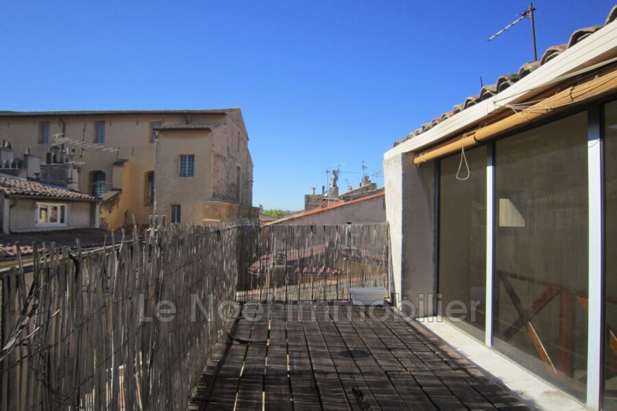 Appartement à vendre à Aix-en-Provence — Vue sur la ville — photo 2