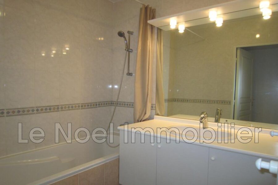 Appartement à vendre à Aix-en-Provence — Vue sur la ville — photo 7
