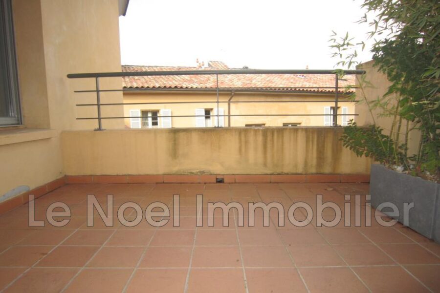Appartement à vendre à Aix-en-Provence — Vue sur la ville — photo 8