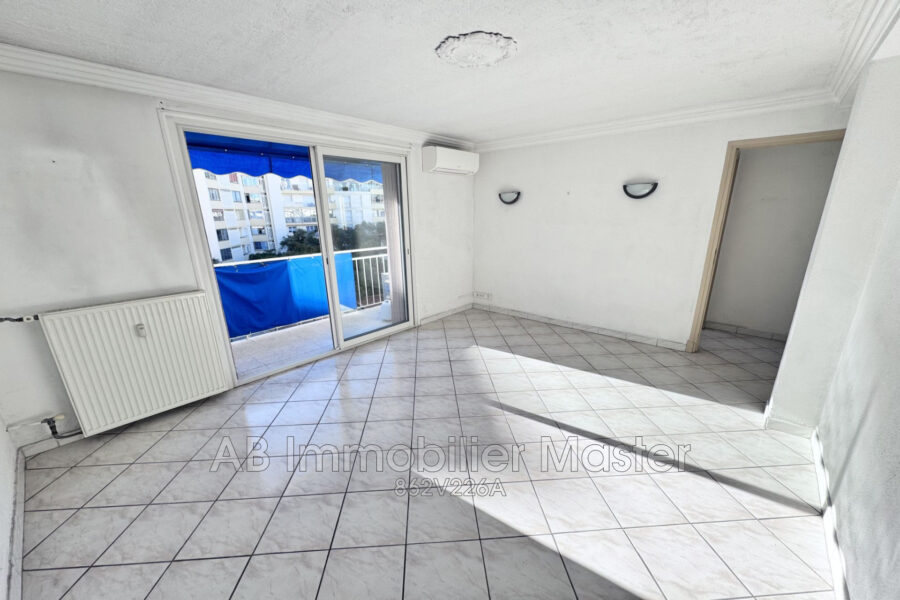 Appartement à vendre à Antibes — Vue sur la ville — photo 2
