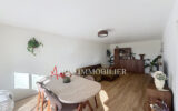 Appartement à louer à Saint-Laurent-du-Var — Vue sur la ville — photo 3