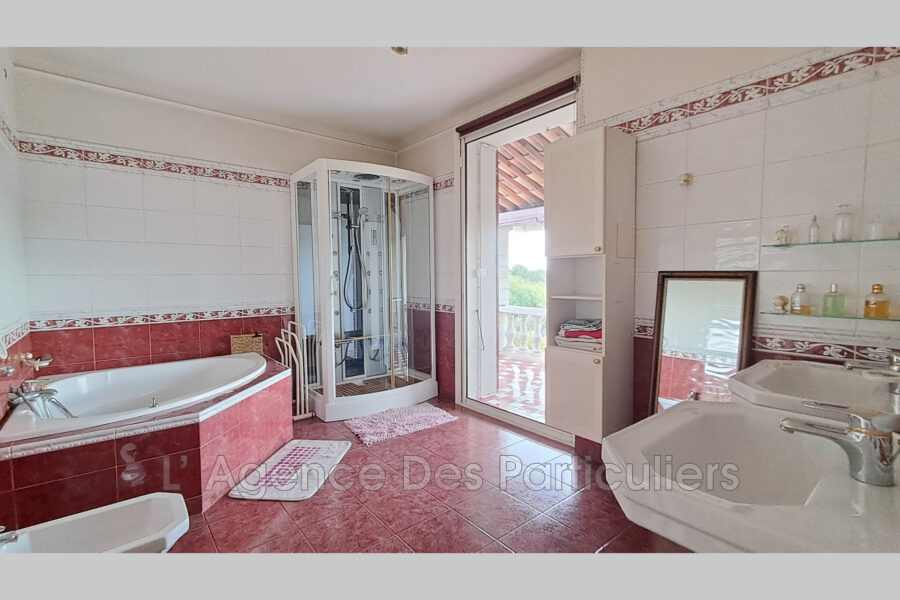 Maison à vendre à Draguignan — Vue sur la ville — photo 16