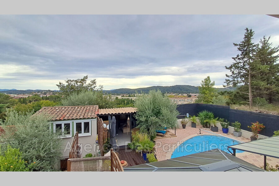 Maison à vendre à Draguignan — Vue sur la ville — photo 1