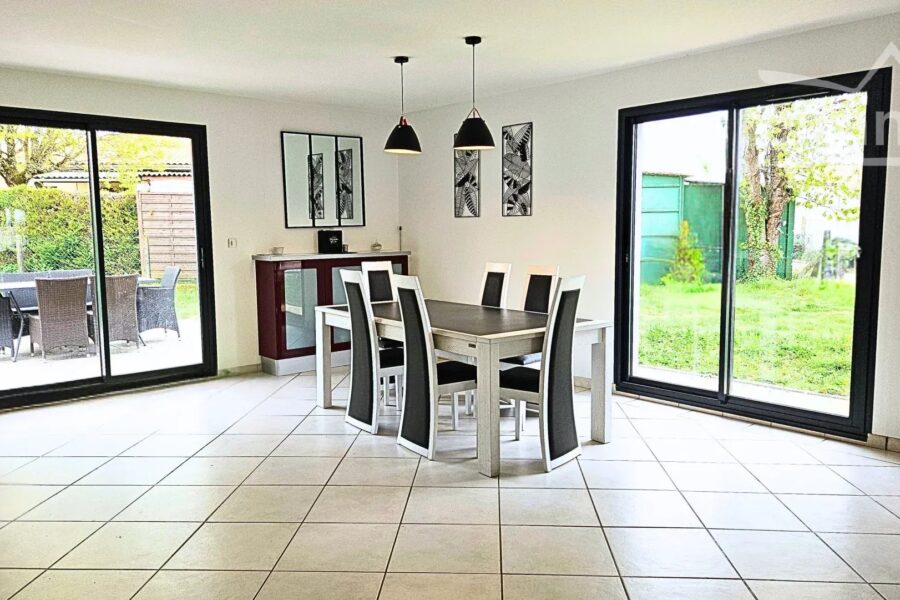 Maison à vendre à Saint-André-de-Cubzac — Vue parc & jardin — photo 5