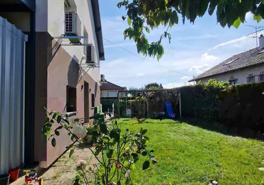 Maison à vendre à Sainte-Croix-en-Plaine — Vue parc & jardin — photo 14