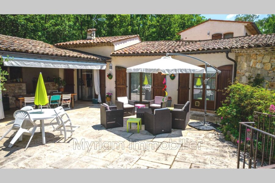 Maison à vendre à Saint-Cézaire-sur-Siagne — Vue nature — photo 2