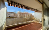 Appartement à vendre à Juan-les-Pins — Vue sur la ville — photo 1