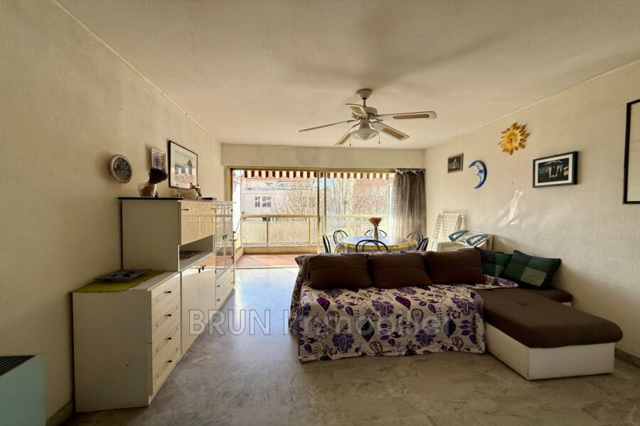 Appartement à vendre à Juan-les-Pins — Vue sur la ville — photo 6