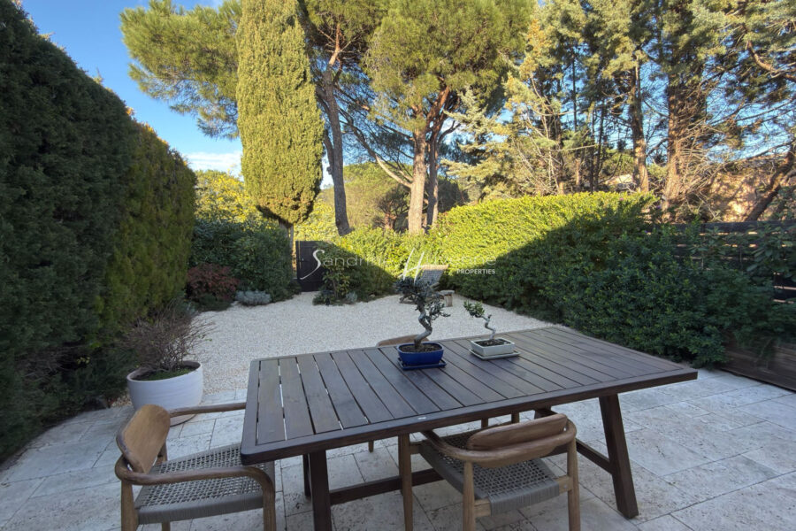 Appartement à vendre à La Croix-Valmer — Vue mer — photo 4
