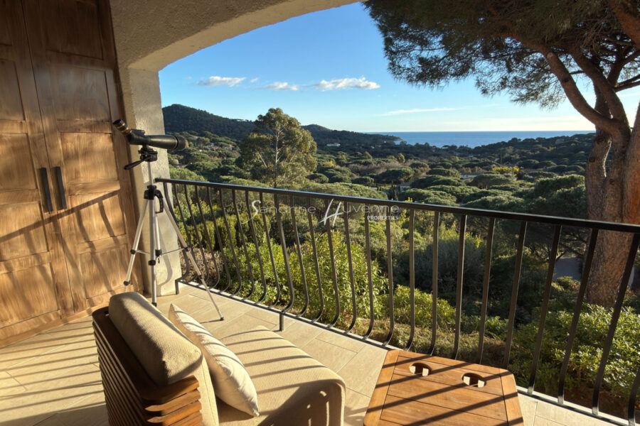 Appartement à vendre à La Croix-Valmer — Vue mer — photo 1