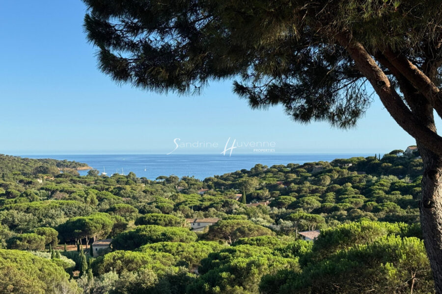 Appartement à vendre à La Croix-Valmer — Vue mer — photo 2