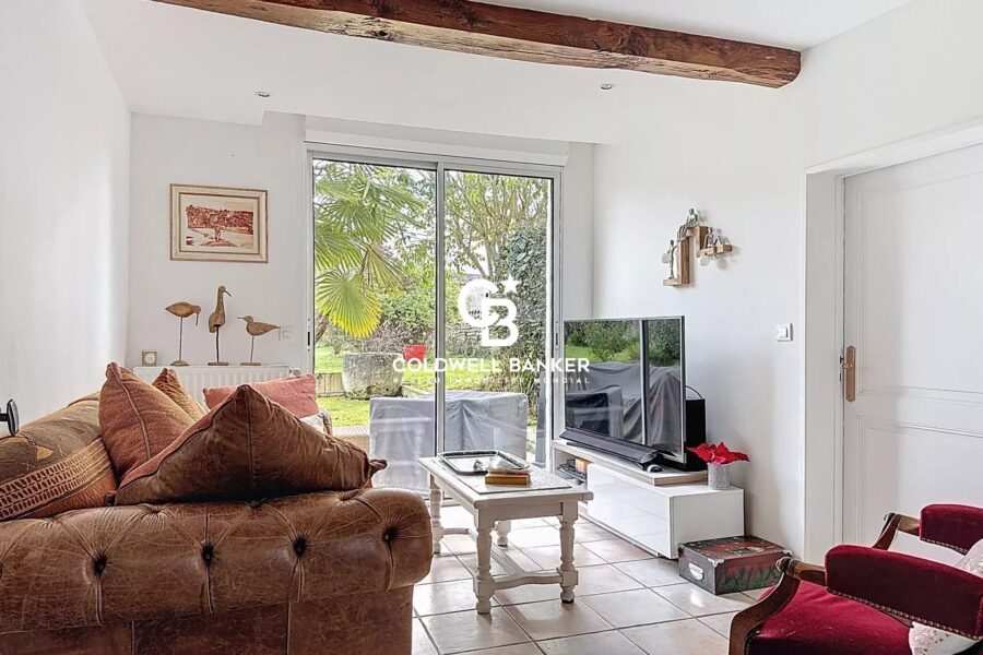 Maison à vendre à Pons — Vue parc & jardin — photo 3