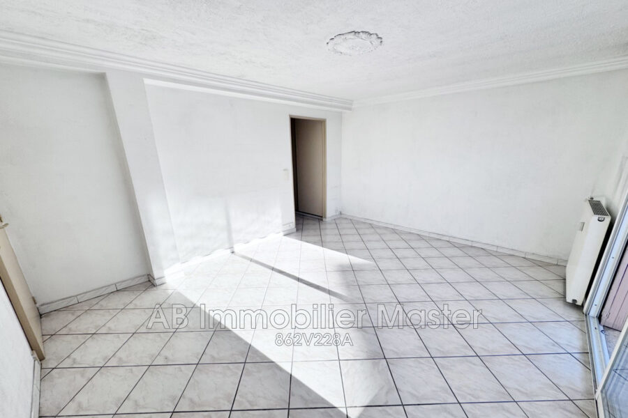 Appartement à vendre à Antibes — Vue sur la ville — photo 4