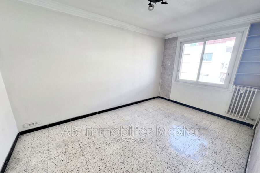 Appartement à vendre à Antibes — Vue sur la ville — photo 7