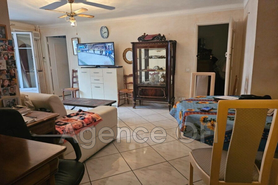 Appartement à vendre à Juan-les-Pins — Vue sur la ville — photo 9
