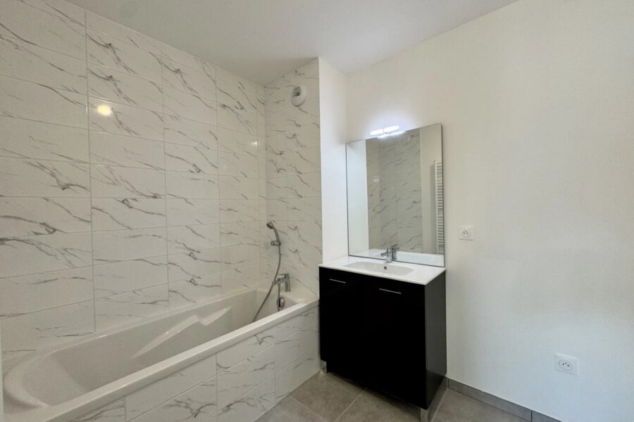 Appartement à vendre à Thonon-les-Bains — Vue sur la ville — photo 7