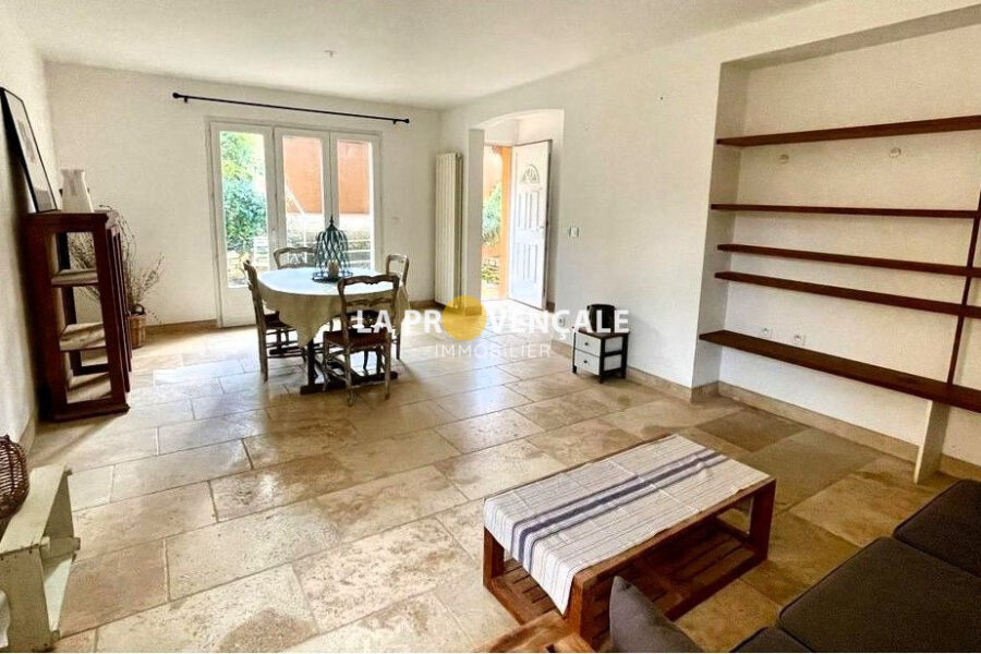 Maison à vendre à La Destrousse — Vue parc & jardin — photo 4
