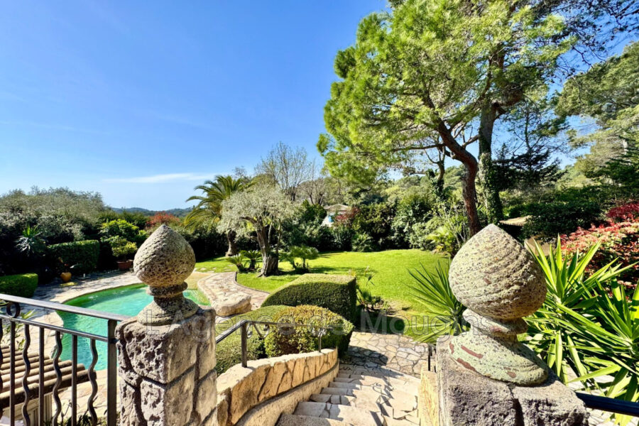 Maison à vendre à Mougins — Vue nature — photo 1