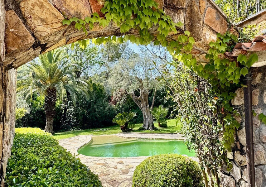 Maison à vendre à Mougins — Vue nature — photo 6