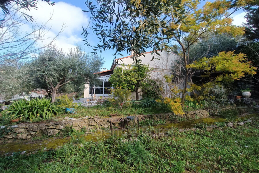 Maison à vendre à Draguignan — Vue parc & jardin — photo 4