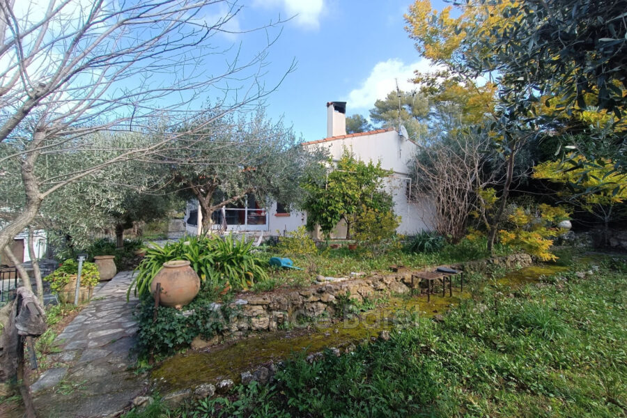Maison à vendre à Draguignan — Vue parc & jardin — photo 12