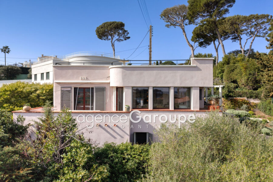 Maison à vendre à Cap-d&rsquo;Antibes — Vue mer — photo 2