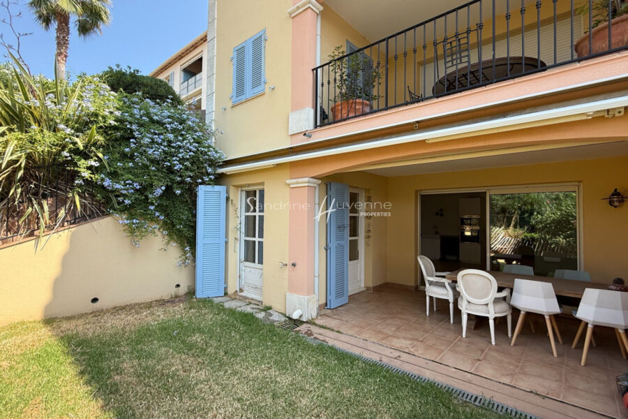 Appartement à vendre à La Croix-Valmer — Vue parc & jardin — photo 2