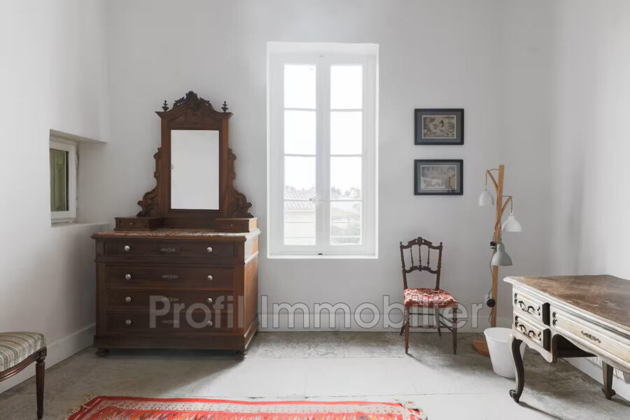 Maison à vendre à Junas — Vue parc & jardin — photo 3