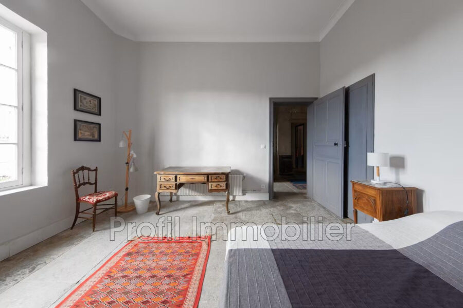 Maison à vendre à Junas — Vue parc & jardin — photo 10