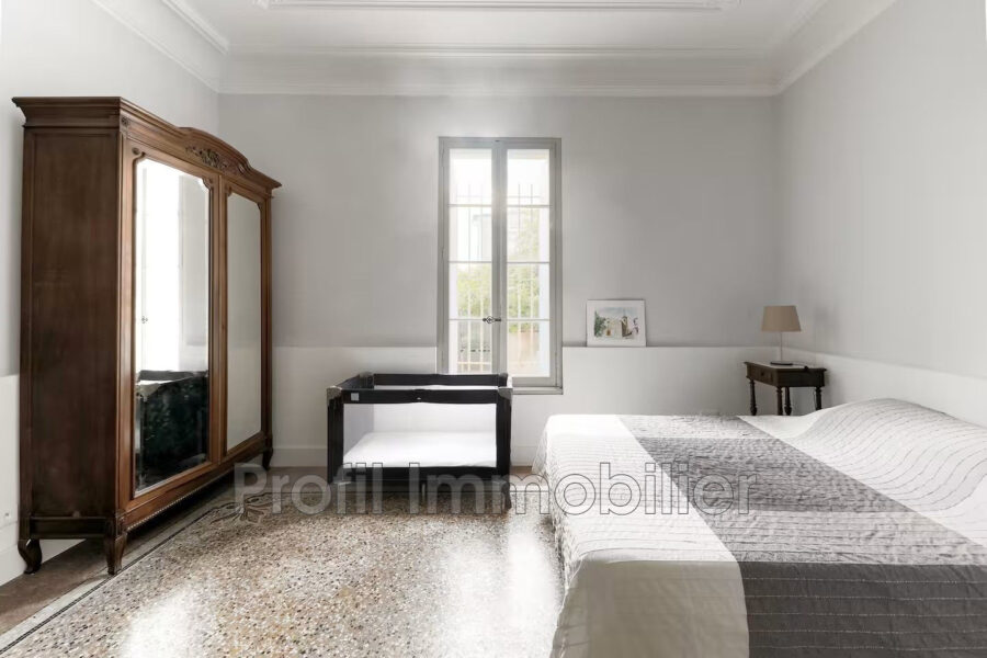 Maison à vendre à Junas — Vue parc & jardin — photo 15